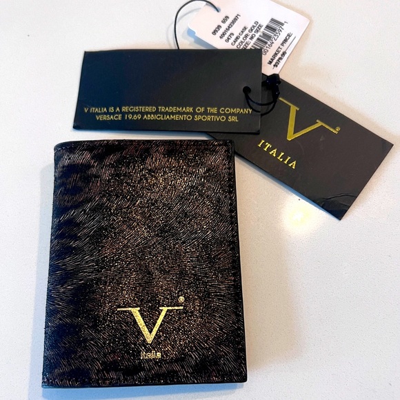 NWT V ITALIA Versace brand wallet!